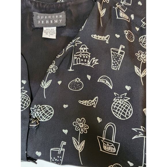 SPENSER JEREMY 100% Silk Vest With Whimsical Black and White Print Size L - Picture 5 of 5